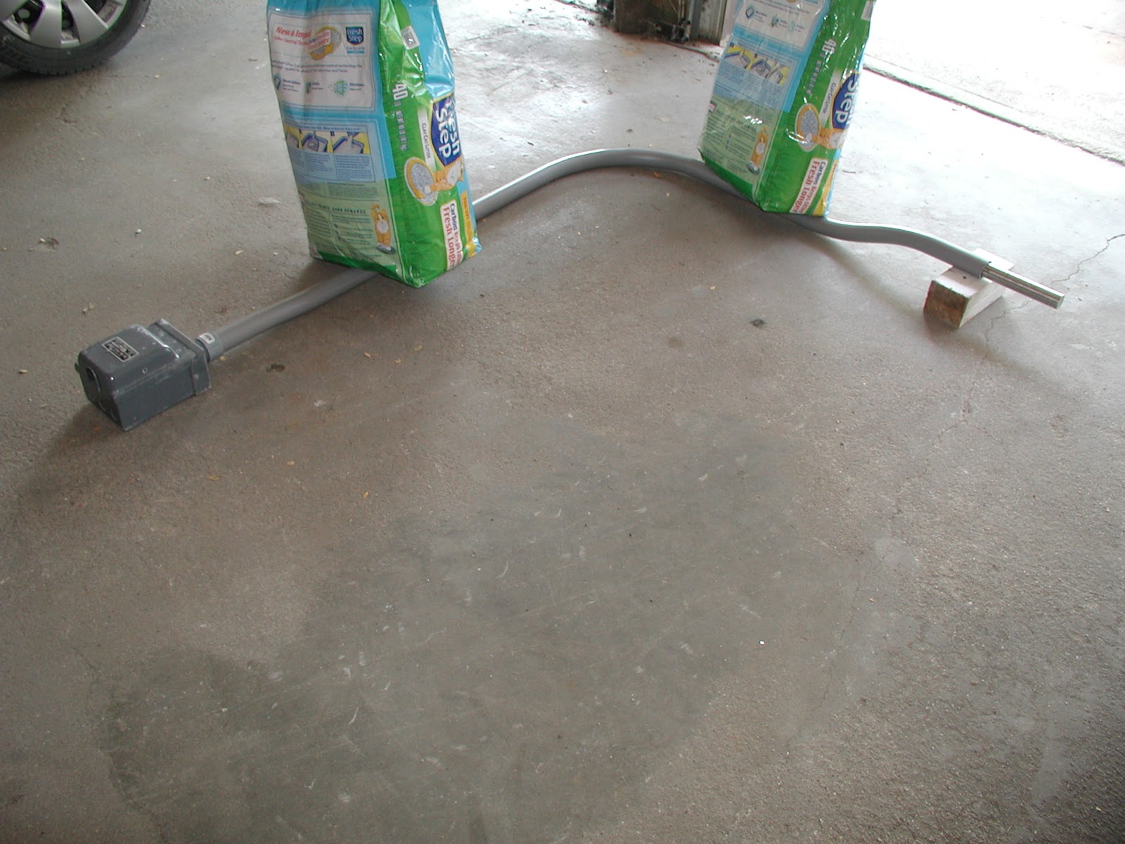 Wally&Sue Bending PVC conduit