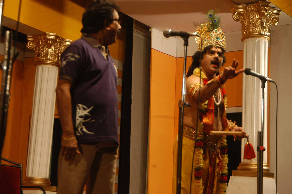 Kollywood Guests at Crazy Mohan's Chocolate Krishna Play Tamil Cinema