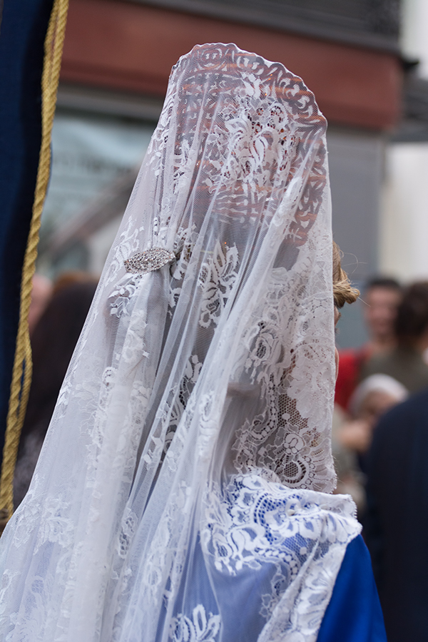 Loving Mantillas September 2013