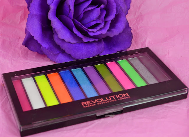 Makeup Revolution - Acid Brights - Eyeshadow palette - review - swatches - Urban decay Electric dupe Makeup Revolution - Acid Brights - Eyeshadow palette - review - swatches - Urban decay Electric dupe