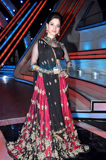 Cast of Himmatwala at the grand finale of 'Nach Baliye 5'