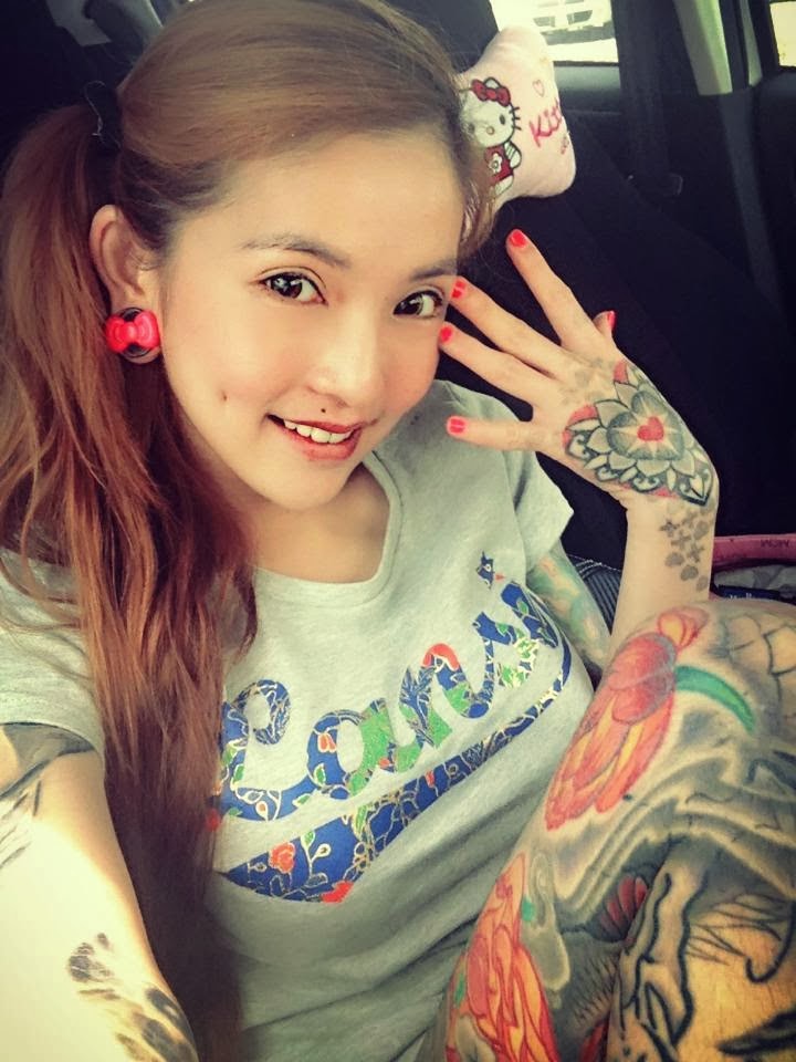 tattoo girl art tattoo girl art