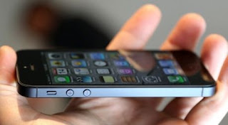 Alasan Mahalnya Harga iPhone 5 di Indonesia