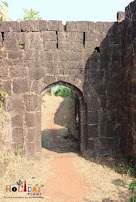 Entrance of Jaigad Fort Entrance of Jaigad Fort