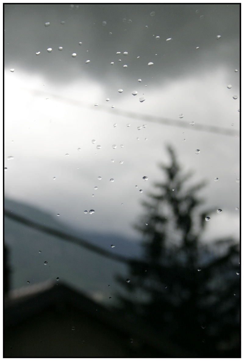 [Il+pleut.jpg]