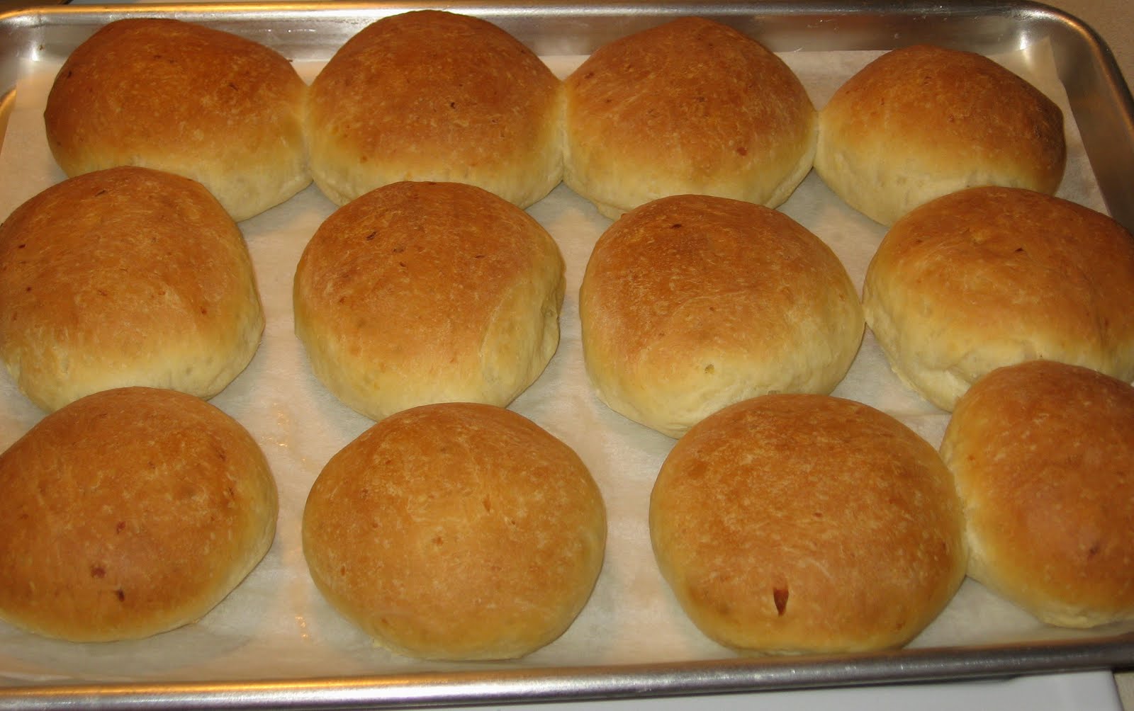The Iowa Housewife Onion Poppy Seed Hamburger Buns in the Food Processor
