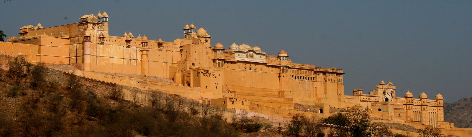 [Dec0409_JaipurAmberFort-11.jpg]