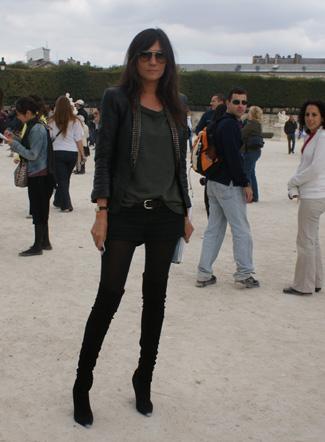 [Emmanuelle+Alt.jpg]