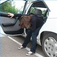http://4.bp.blogspot.com/_-97xMFiCNps/S6nOsksSzqI/AAAAAAAAAY4/3pYrcFNriLg/s400/avoid-sickness-mabuk-dimobil-perjalanan.jpg