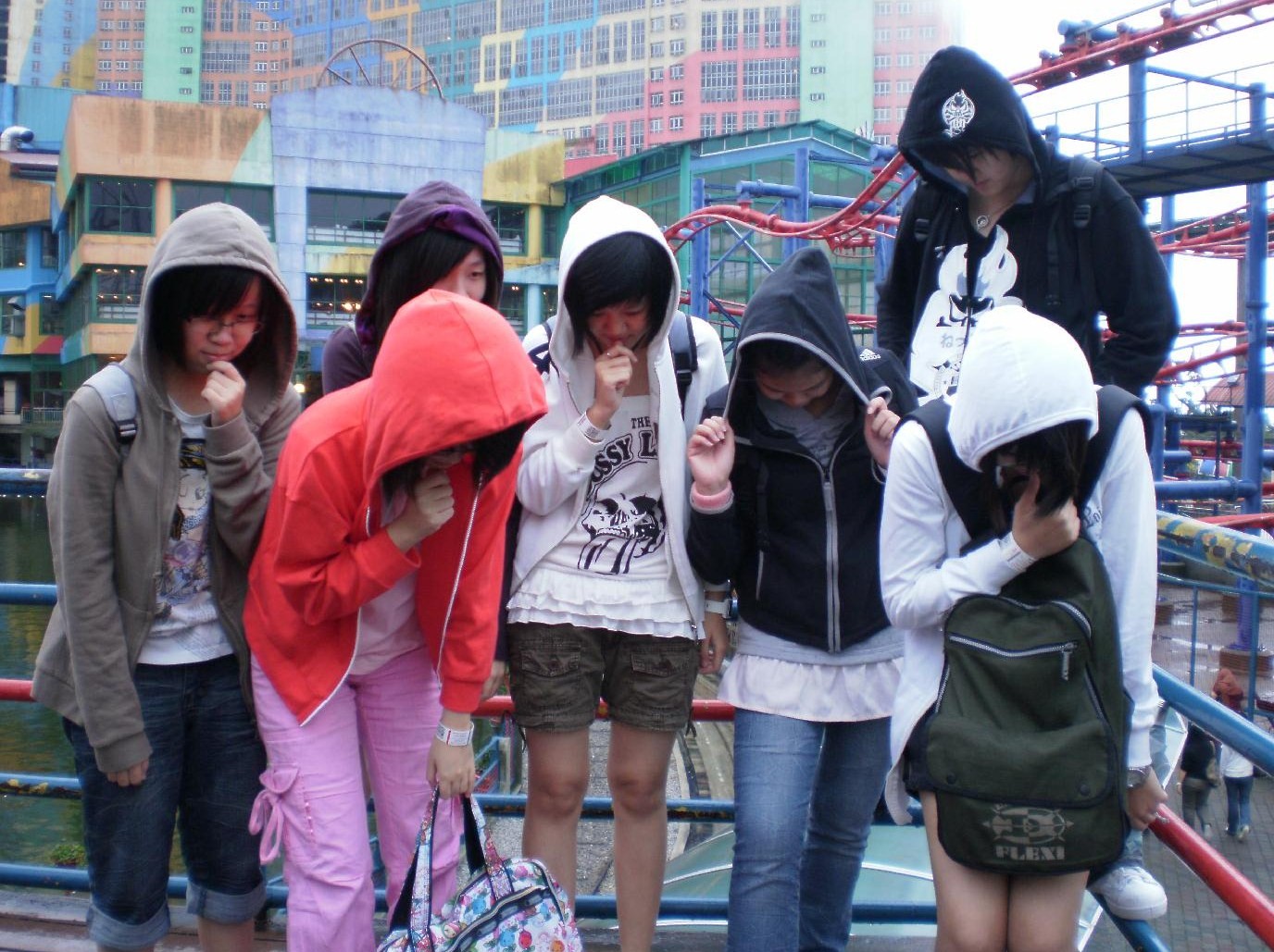 [PB080142.JPG]