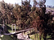 PUENTE COLGANTE DE CORACORA SOBRE EL RIO SANTA BARBARA