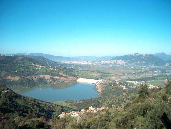 [barrage-oued-aissi.jpg]