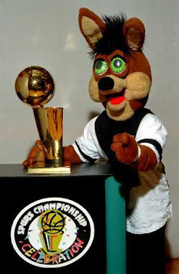 spurs mascot