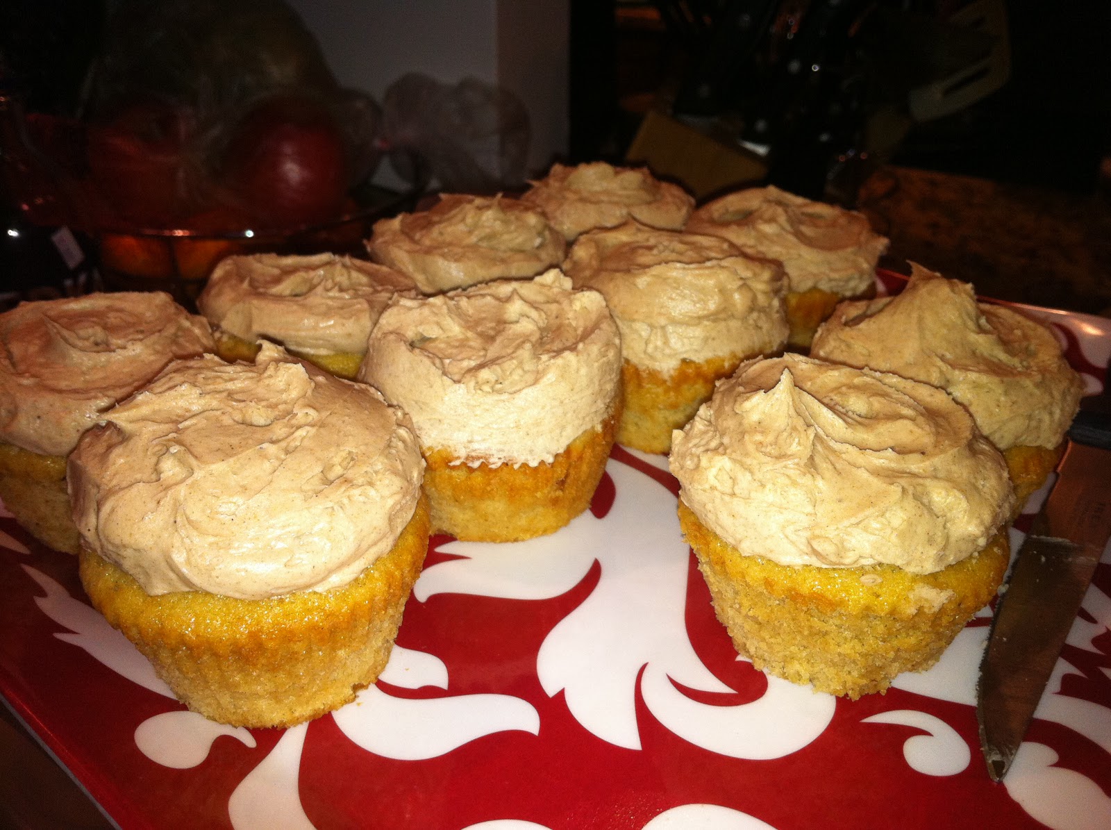 That's What She Fed Spicy Vanilla Chai Latte Cupcakes