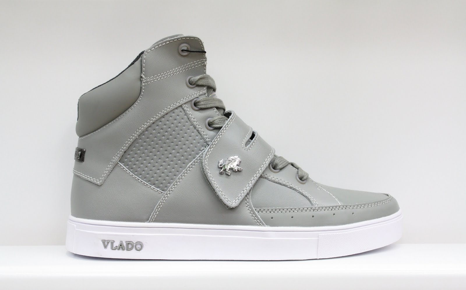 Jays Sneakers