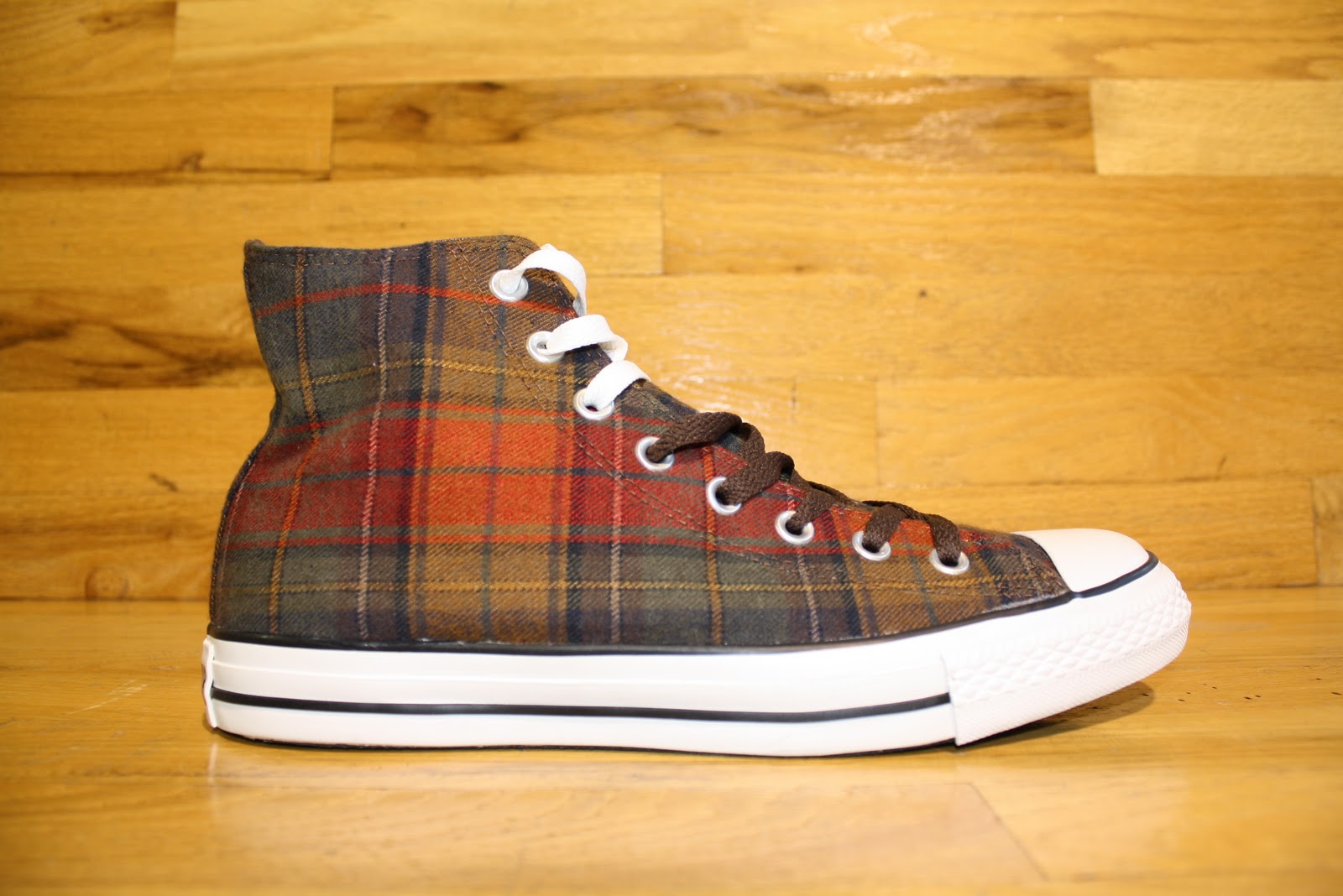 Dr. Jays Stores New Converse Chuck Taylor Available In Dr