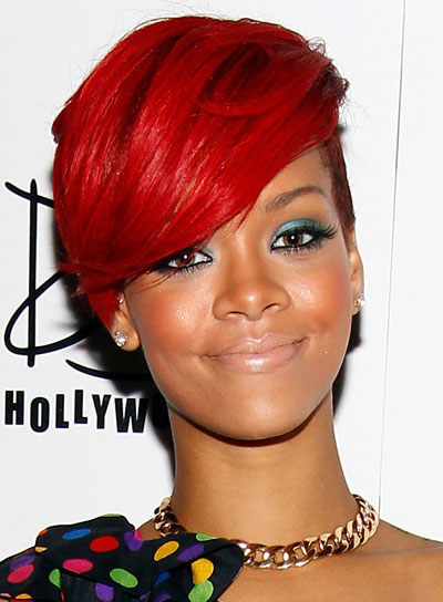 rihanna pink hair 2010. Remain delicious in pink,