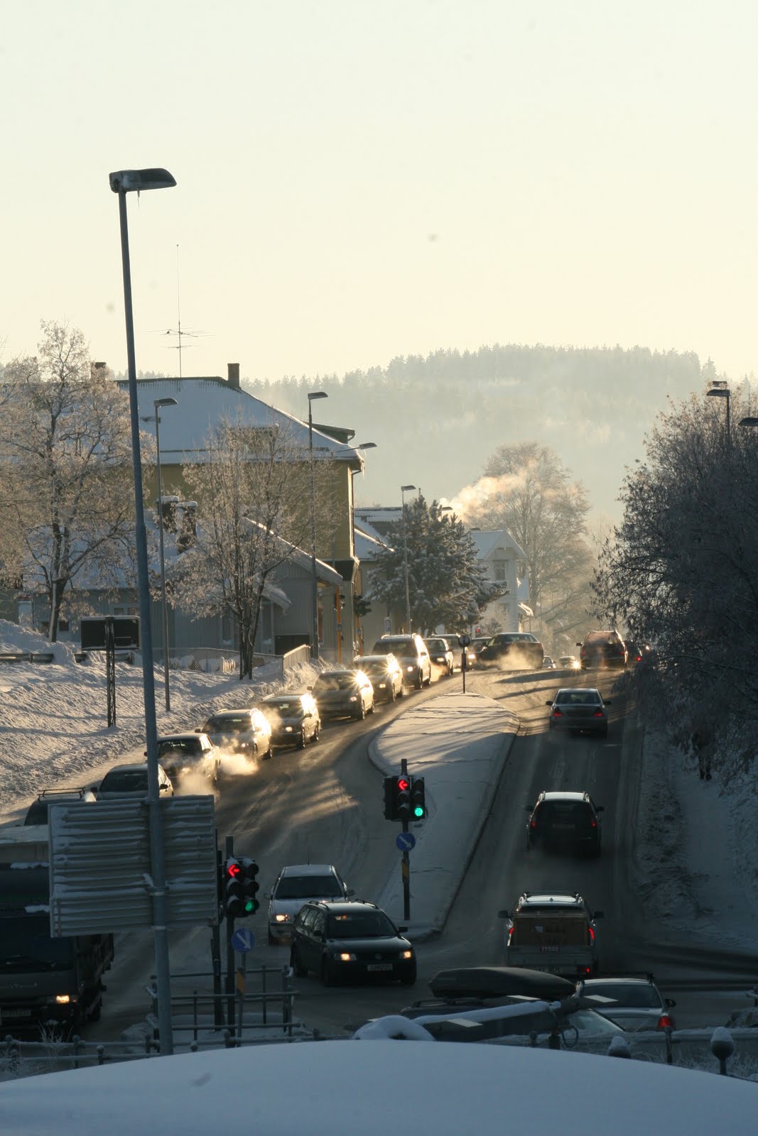 [trafikk+i+hønefoss.JPG]