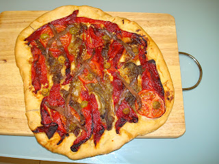 Coca de recapte Coca recapte escalivada anchoas sardinas