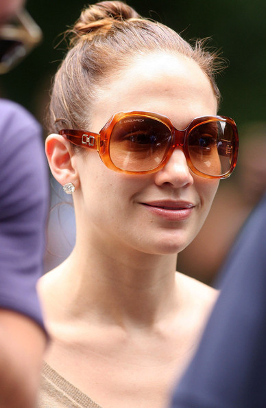 jennifer lopez sunglasses