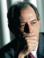 ciro-caiu ciro-caiu