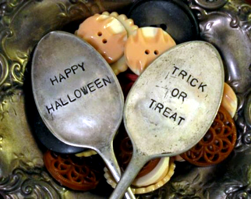 Halloween Party Decor | Poppytalk