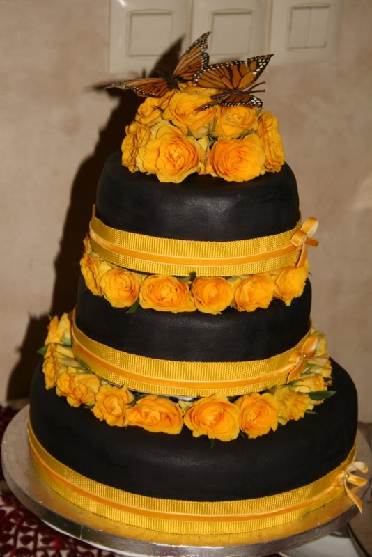 A little scared about making this grey and yellow wedding cake 