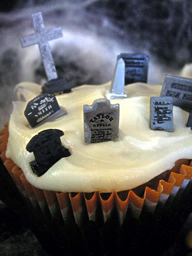 [cupcake+of+death.jpg]