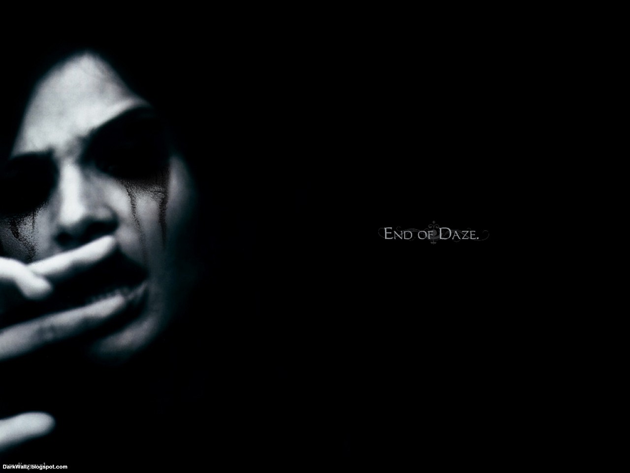 http://4.bp.blogspot.com/_-jo2ZCYhKaY/S2L4kui9eZI/AAAAAAAAFB4/dE5I5QIvfyk/s1600/gothic%2Bwallpaper%2B109%2B(darkwallz.blogspot.com).jpg