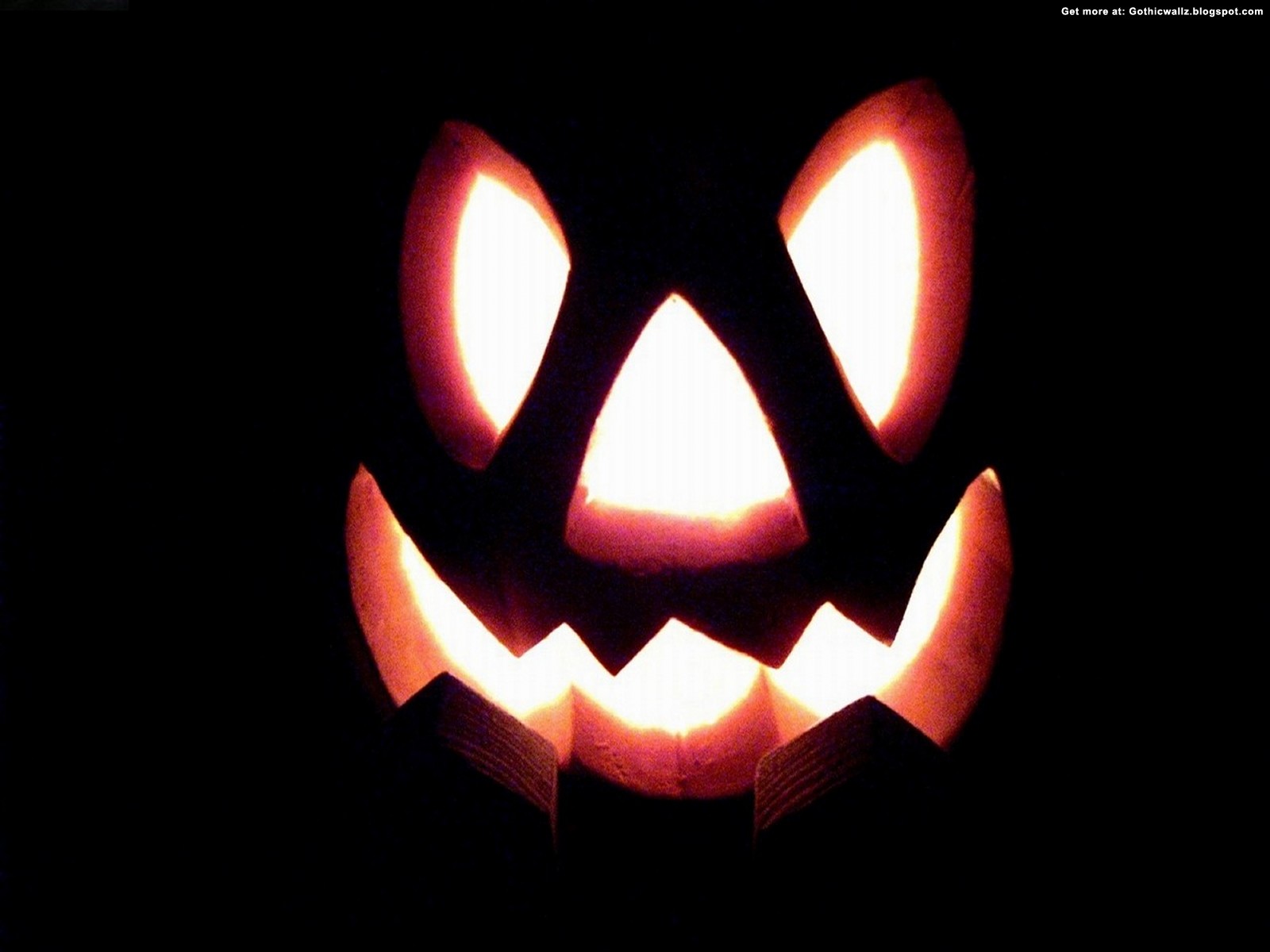 my spooky face | Gothic Wallpaper Download
