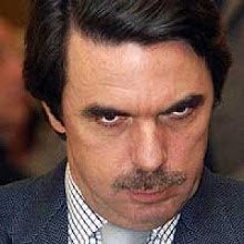No dejéis al pobre Aznar con esta cara