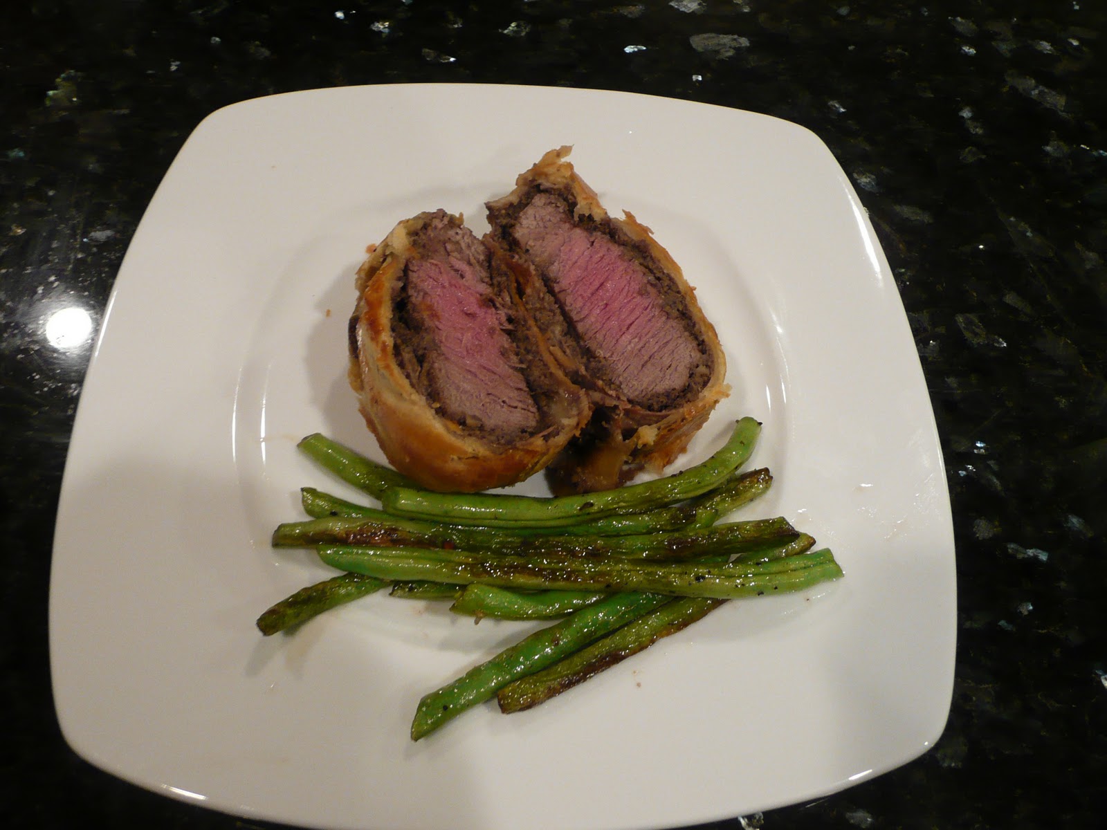 LA CUCINA LAURENTI Beef Wellington with Prosciutto and Cheese