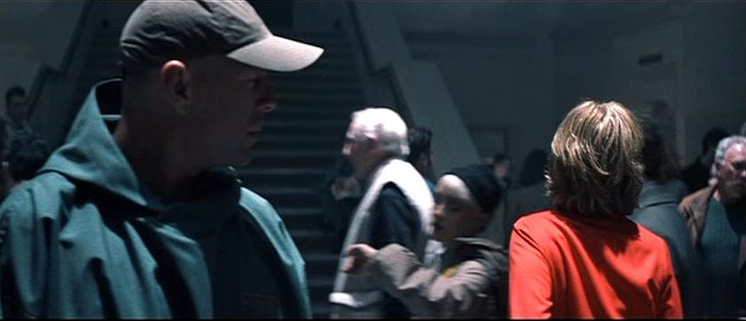 [UNBREAKABLE-13.jpg]