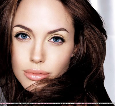 Angelina Jolie#39;s unique face