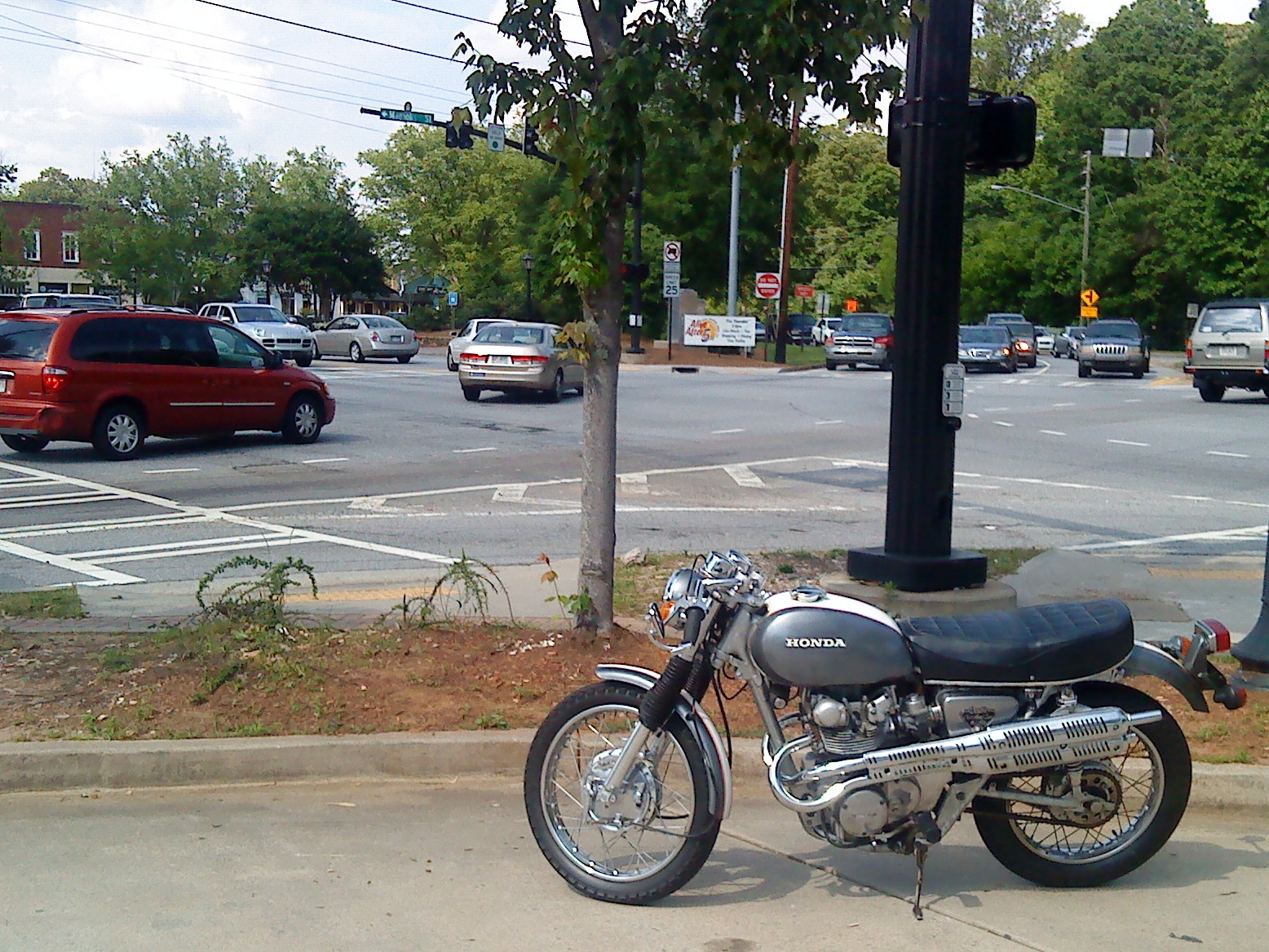 [DSC00029_cropped.JPG]