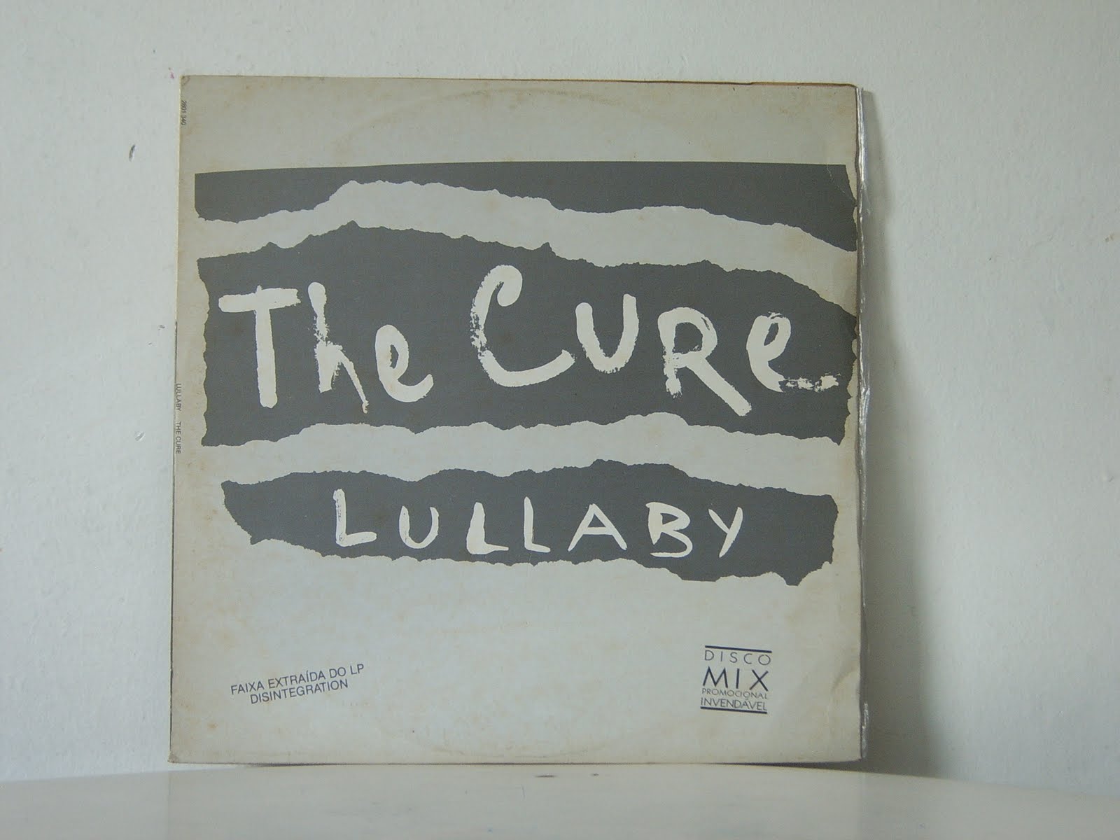 [The+Cure+-+Lullabye+(Promo).JPG]
