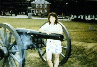 Real Ghost Photo: Ghost Mist near the Cannon in Gettysburg