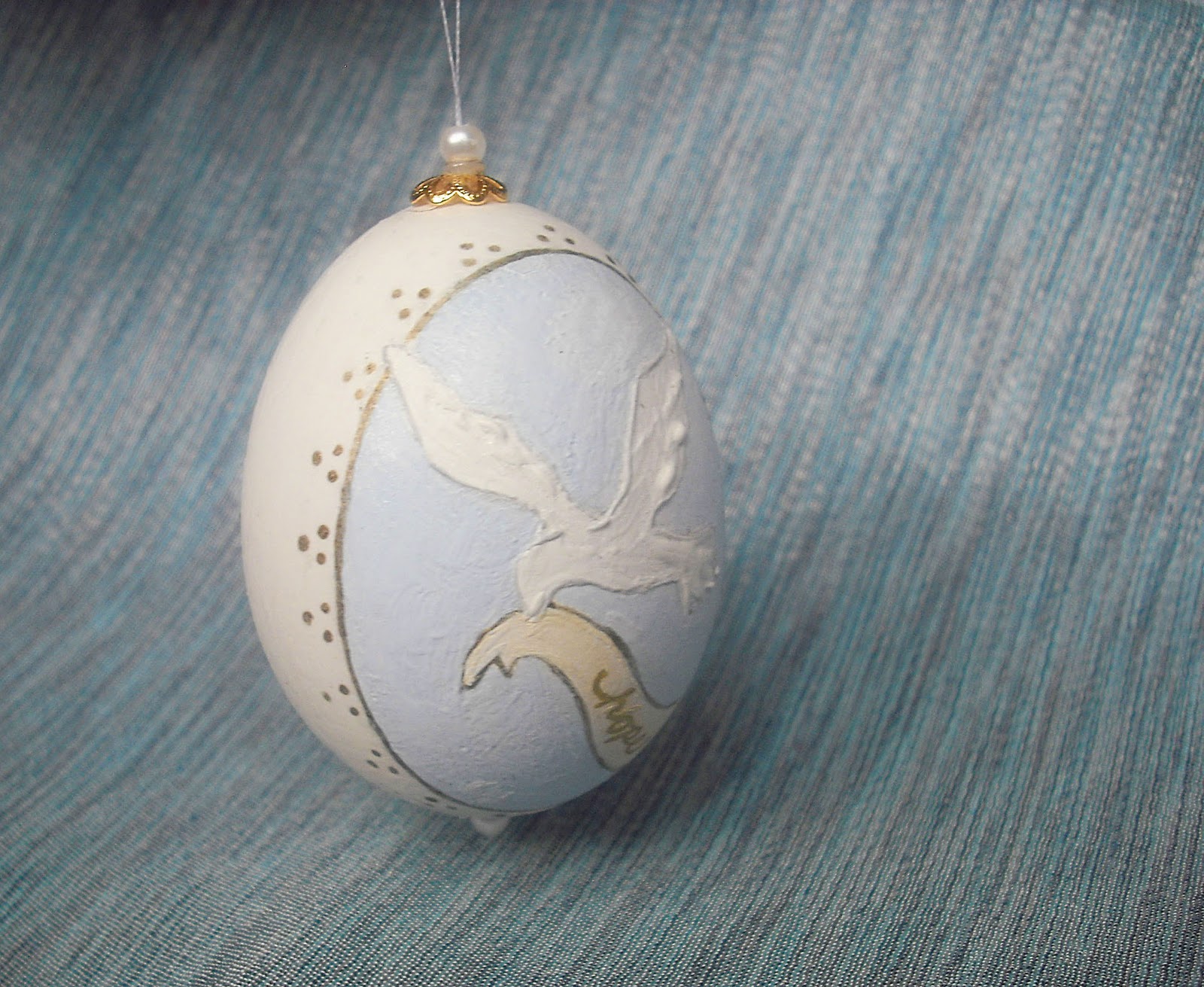bedtime tales Christmas Egg Ornament tutorial