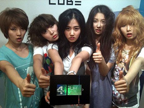 http://4.bp.blogspot.com/_-x7gqq9QJuA/TEVVgNM4cCI/AAAAAAAAMIg/xAw1du5cUJw/s1600/20100720_4minute.jpg