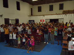 Quadrangular em Adoração..