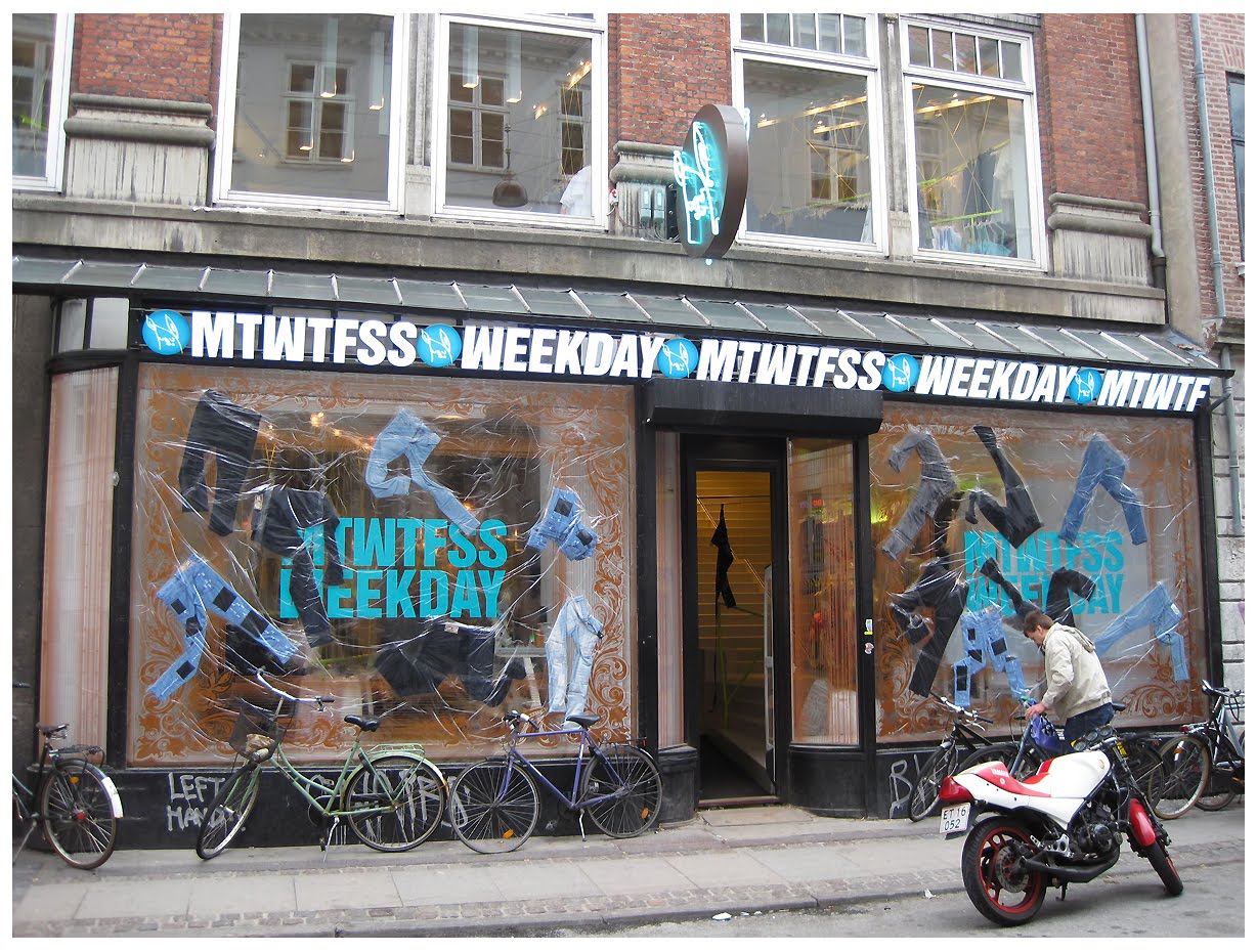 Make-Room: MTWTFSS WEEKDAY Shop in CPH