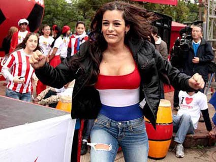 Larissa Riquelme Larissa Riquelme