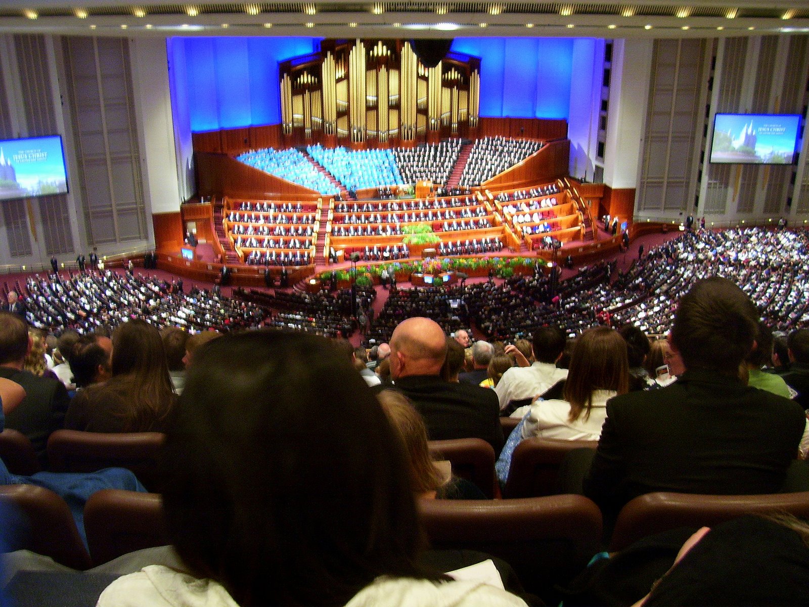 [Conference+Center+inside.jpg]