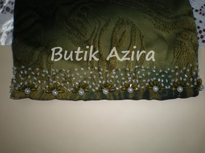 baju kurung dan bahagian depan baju seperti design di atas jahit manik