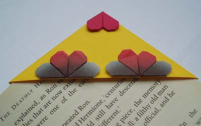 origami corner bookmark mini hearts