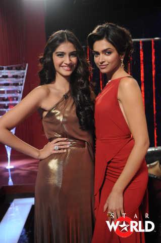 Latest News Photos Of Deepika Padukone And Sonam Kapoor On Koffee With Karan Check out | deepika and priyanka on koffee with karan! latest news