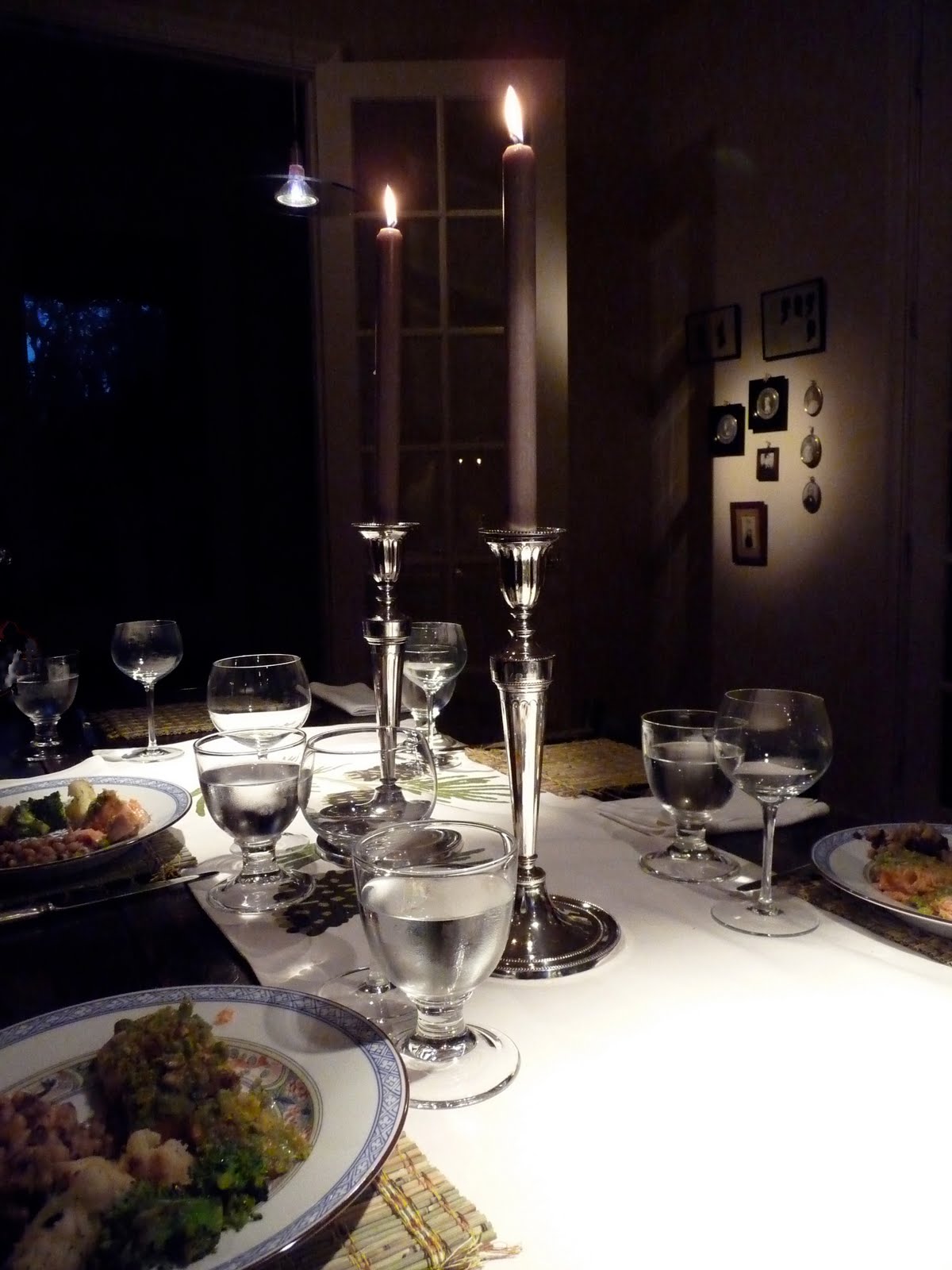 [Around+The+Table.jpg]