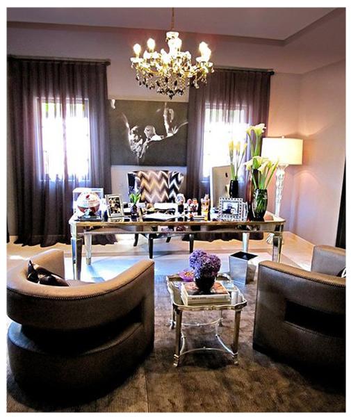 A touch of Luxe: Khloe Kardashian's home office