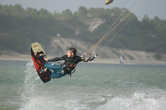 [KiteSurf.JPG]