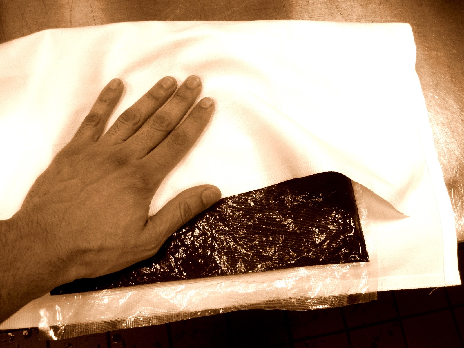 DORK CHOCOLATE Sous vide chocolate tempering